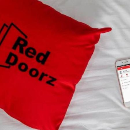 Reddoorz Near Legian Street Hotel Kuta Lombok Exterior foto